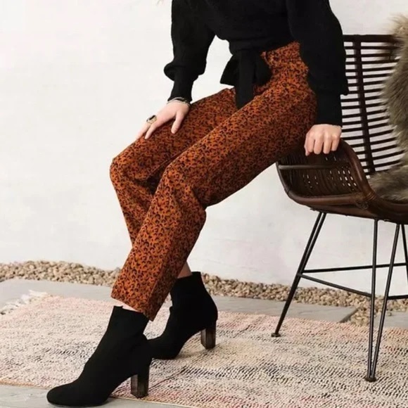 Levi's Patterned Wedgie Straight Pants - Picture 2 of 8